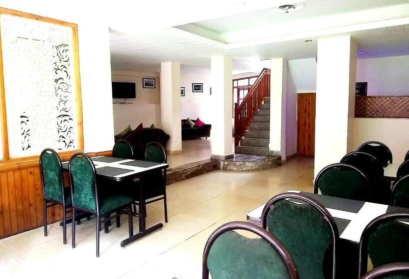 酒店 Rising Star With Garden With Private Parking Near To Mall Road