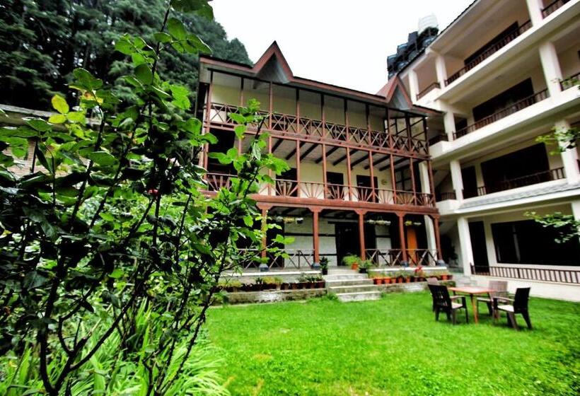 酒店 Rising Star With Garden With Private Parking Near To Mall Road