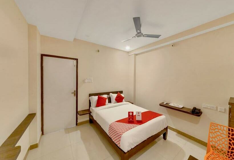هتل Sai Vihar By Oyo Rooms
