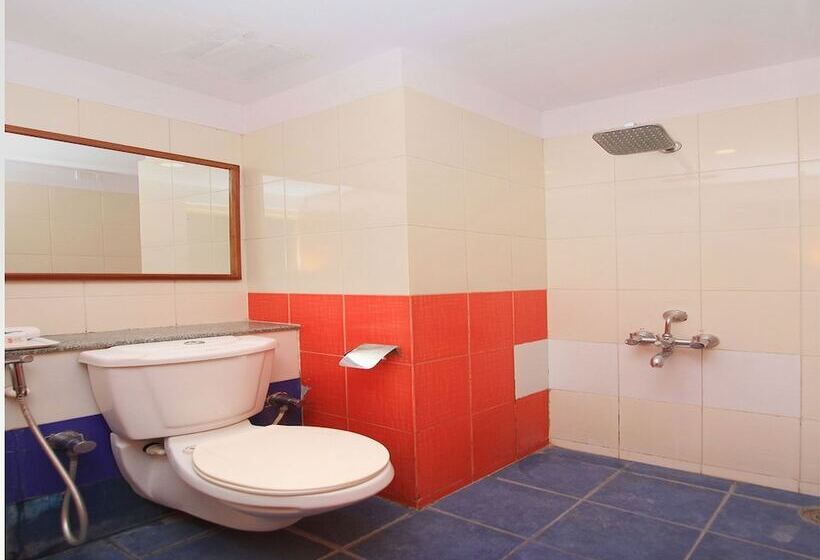 בית מלון כפרי Stay By The Way By Oyo Rooms