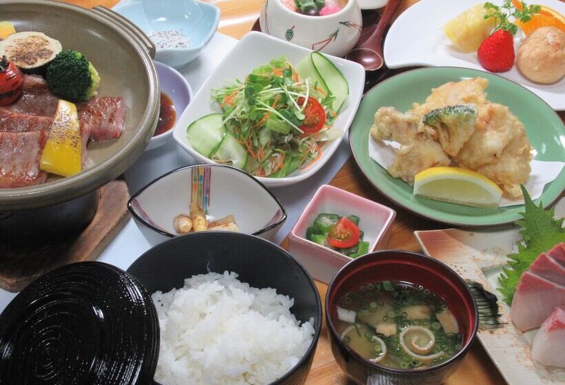 Отель Tsurusaki