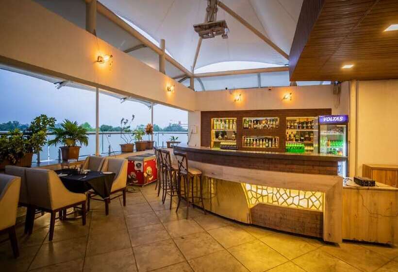 בית מלון כפרי V Star