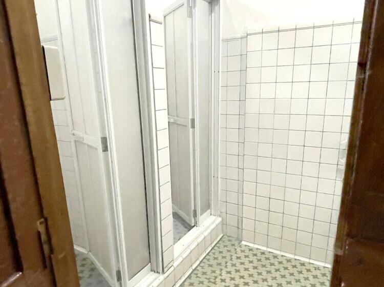 هتل Villa Angela Heritage House