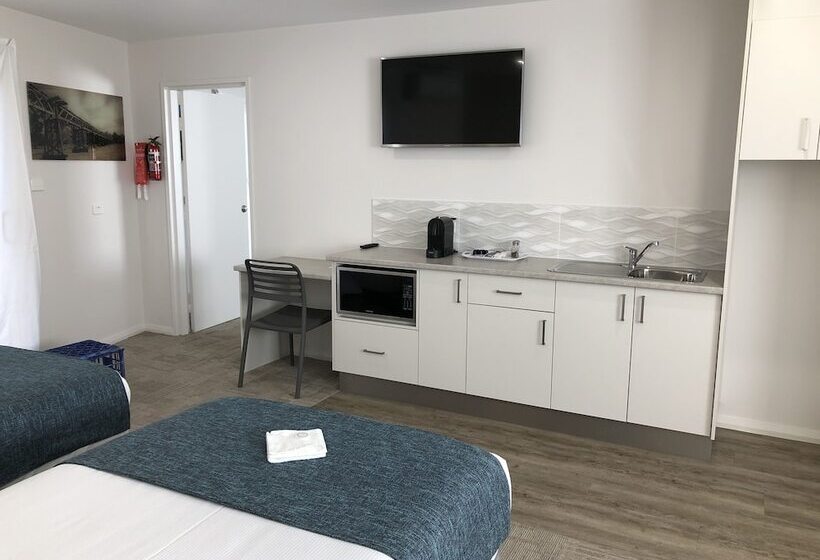 מוטל Gundagai Tourist Suites