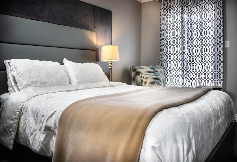 فندق على الطريق Newfound Inn & Suites