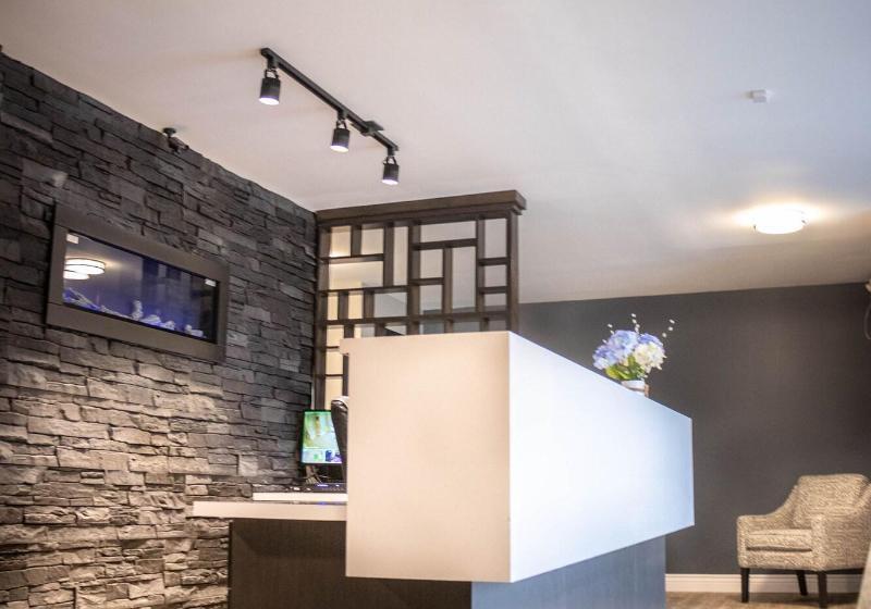 모텔 Newfound Inn & Suites