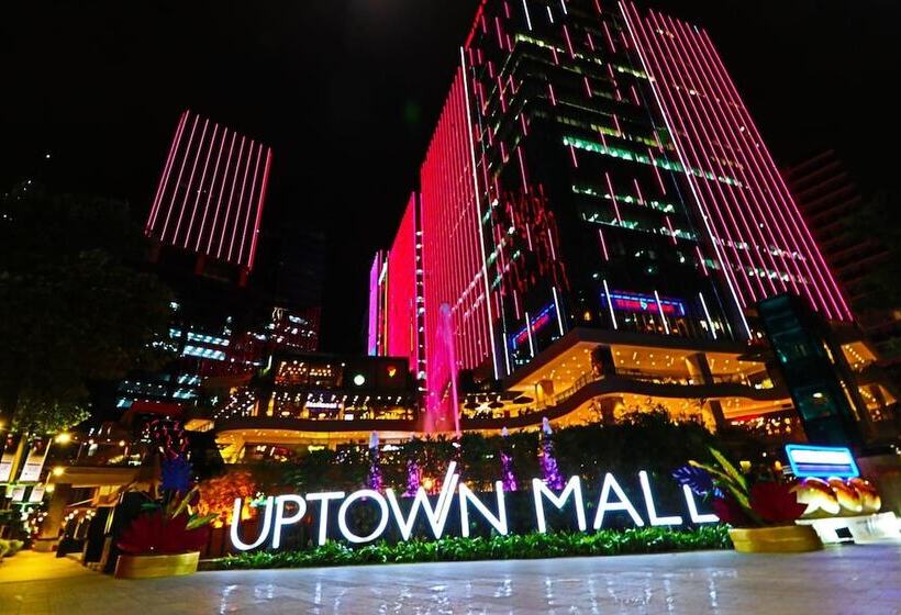 Oasis Regency At Fort Victoria Bgc