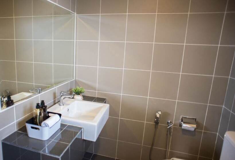 פנסיון 19 Atelier Suites Aeropod