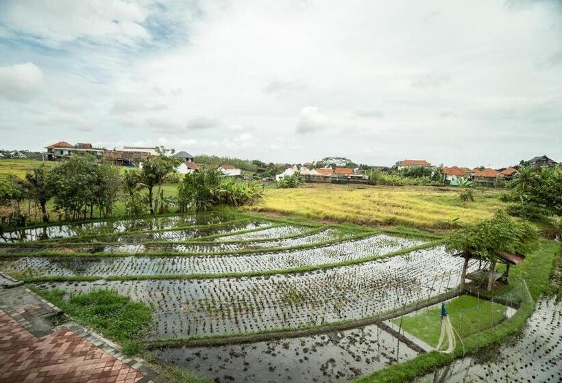 بنسيون Canggu Beach Inn