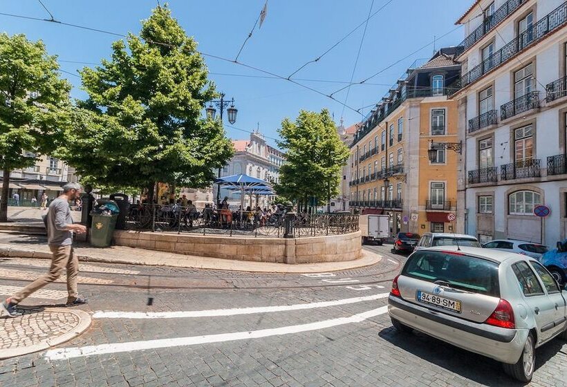 پانسیون Chiado 44