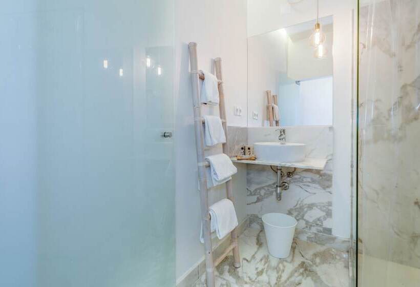 پانسیون Chiado 44