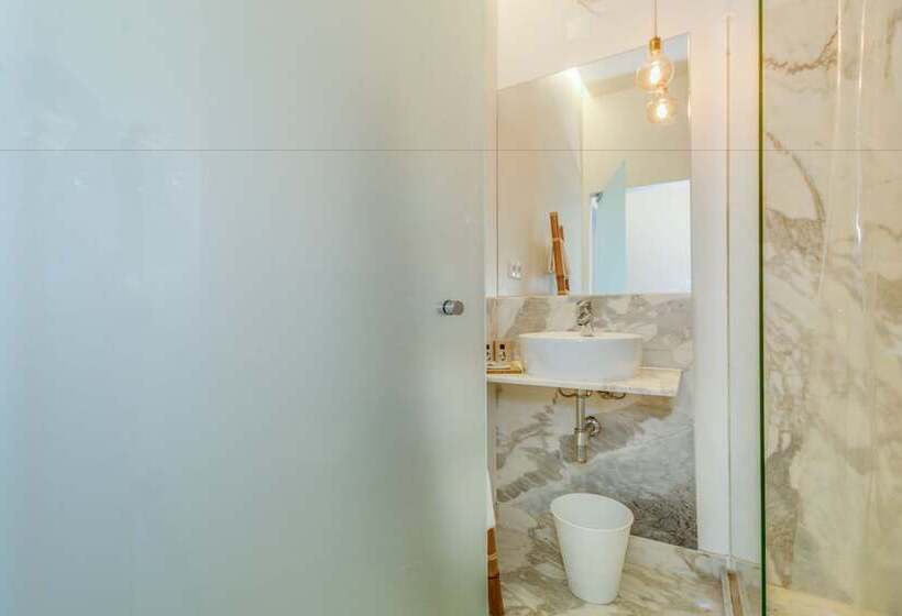 پانسیون Chiado 44