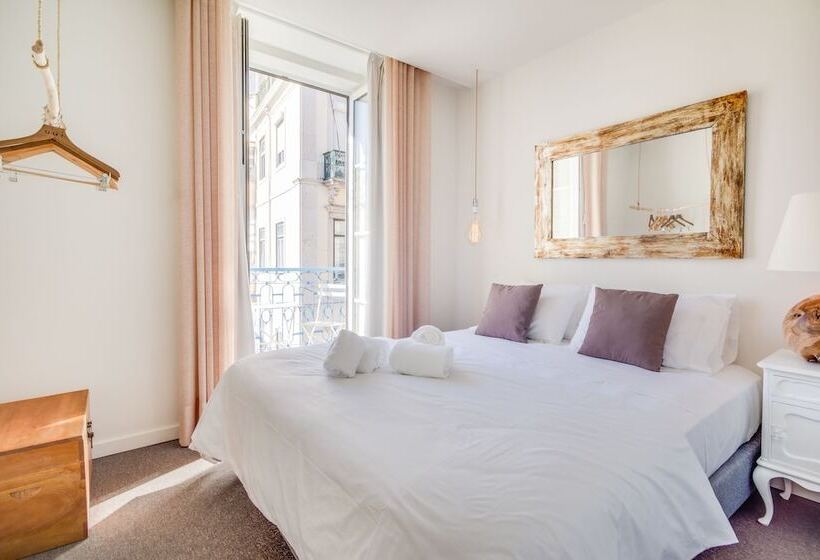 پانسیون Chiado 44