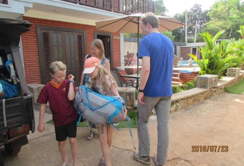 بنسيون D Family Resort