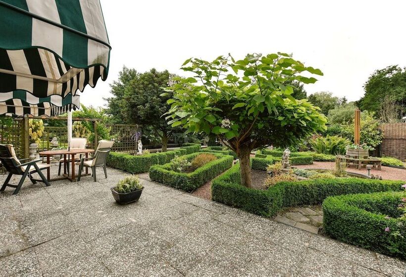 بنسيون Dolce Vita