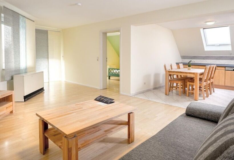 膳宿费 Gastehaus Mythos