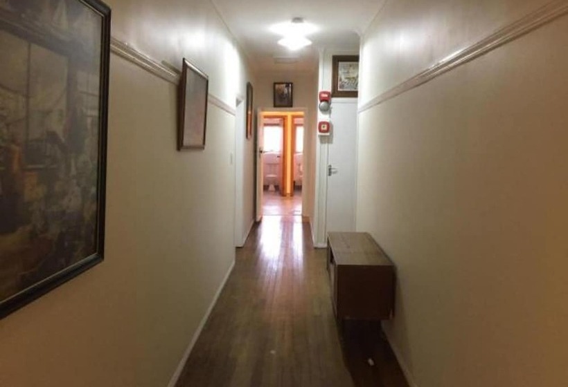 بنسيون Kokatahi Valley Country Inn