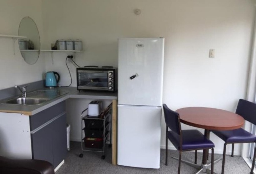 بنسيون Kokatahi Valley Country Inn