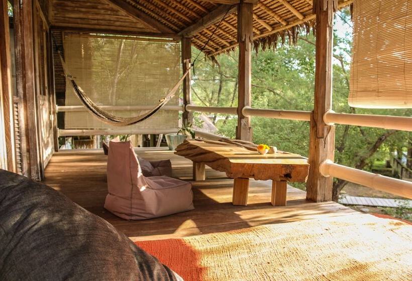 פנסיון Maomeno