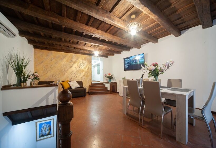 פנסיון Starhome Navona