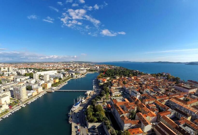 Пансион Scallop Regent Rooms