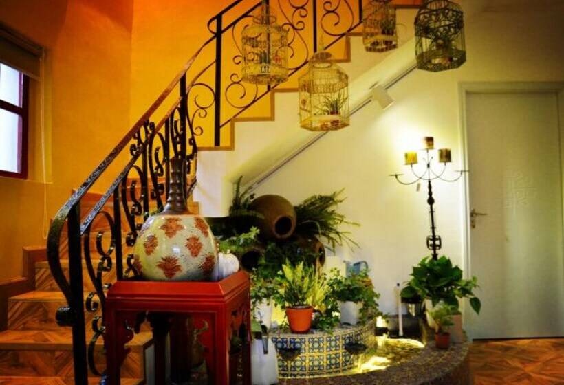 Pensjonat Sharemood Guest House