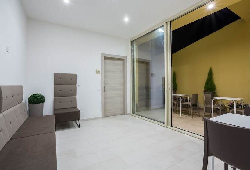 بنسيون Th Collection Rooms