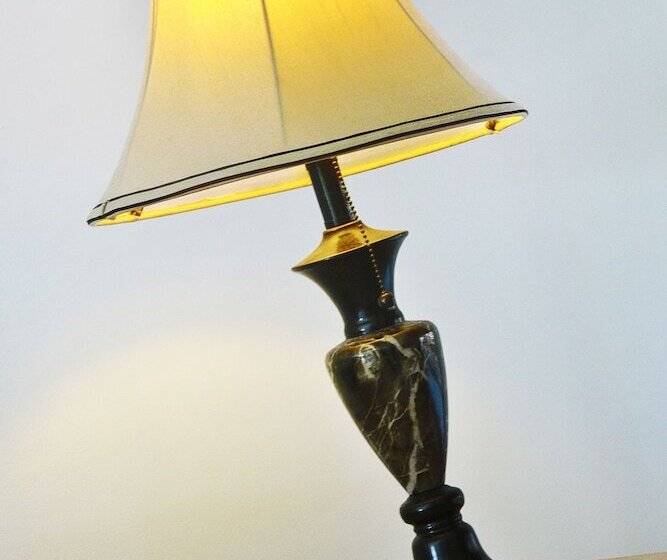 بنسيون Tom S Inn Pecatu