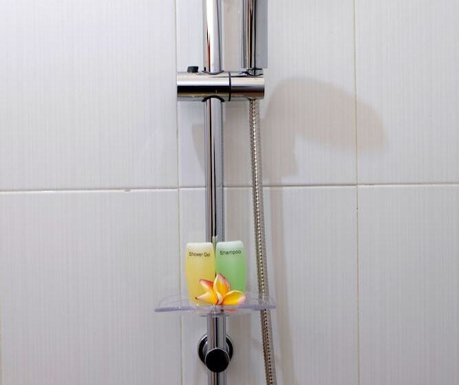 بنسيون Tom S Inn Pecatu