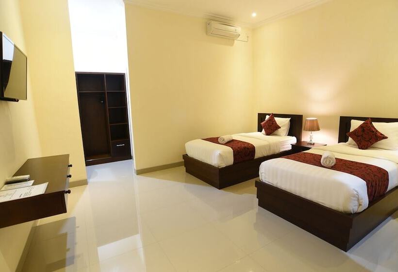 بنسيون Tom S Inn Pecatu