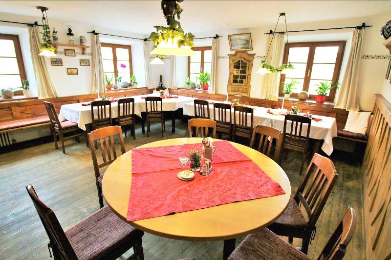 Пансион Traditionswirtshaus Kraimoos