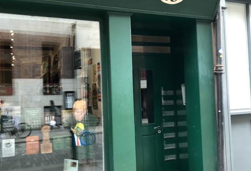 ペンション Violet Lodge