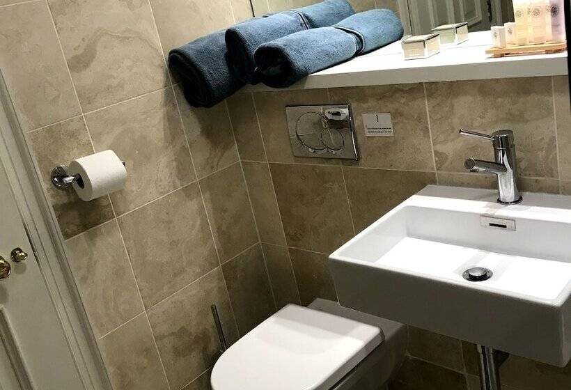 ペンション Violet Lodge