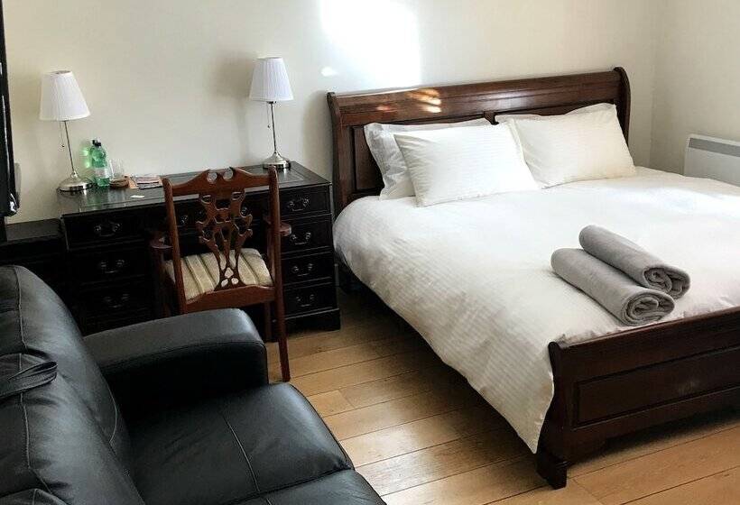 ペンション Violet Lodge