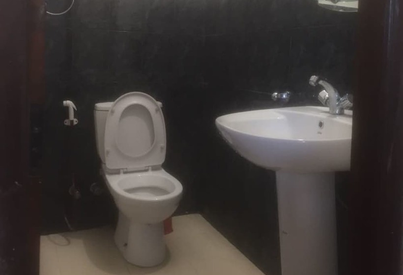 بنسيون Yoho Green Lake View