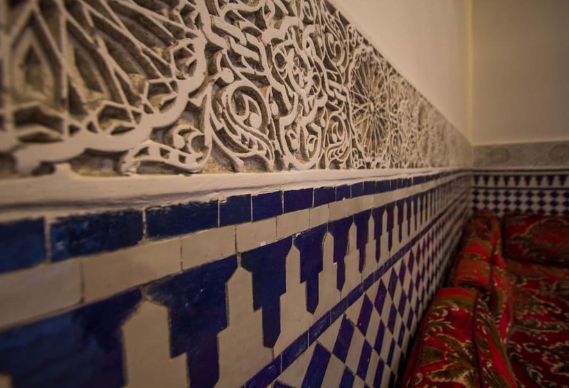 里亚德 Dar El Mathaf