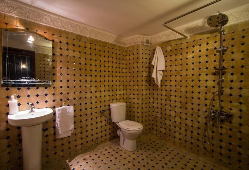 里亚德 Dar El Mathaf