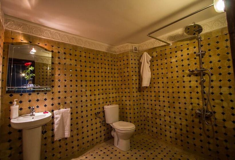 里亚德 Dar El Mathaf