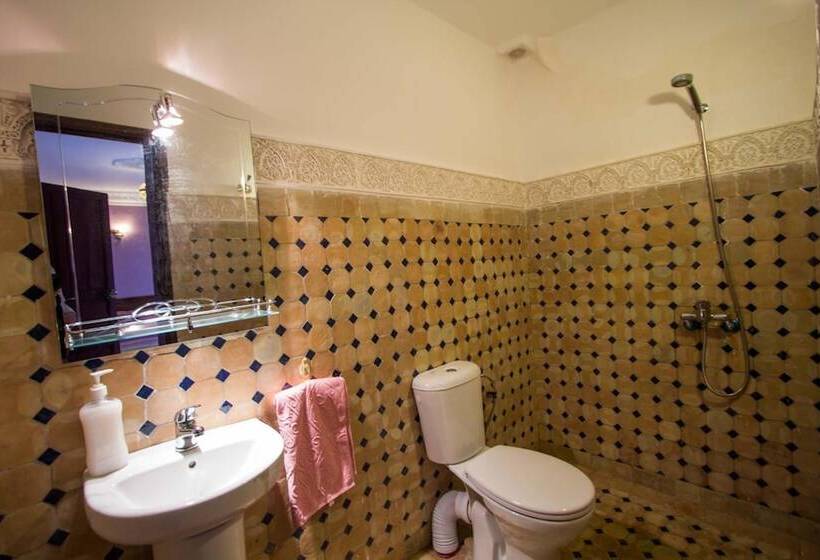 里亚德 Dar El Mathaf