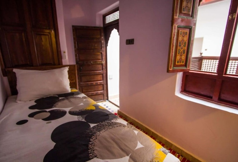 里亚德 Dar El Mathaf