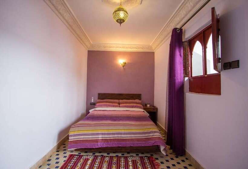 里亚德 Dar El Mathaf