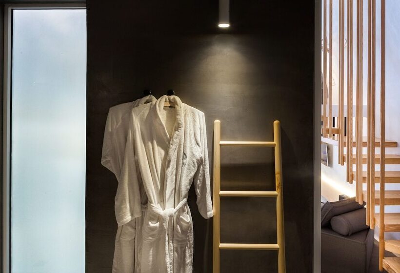 Santorini Soul Villas