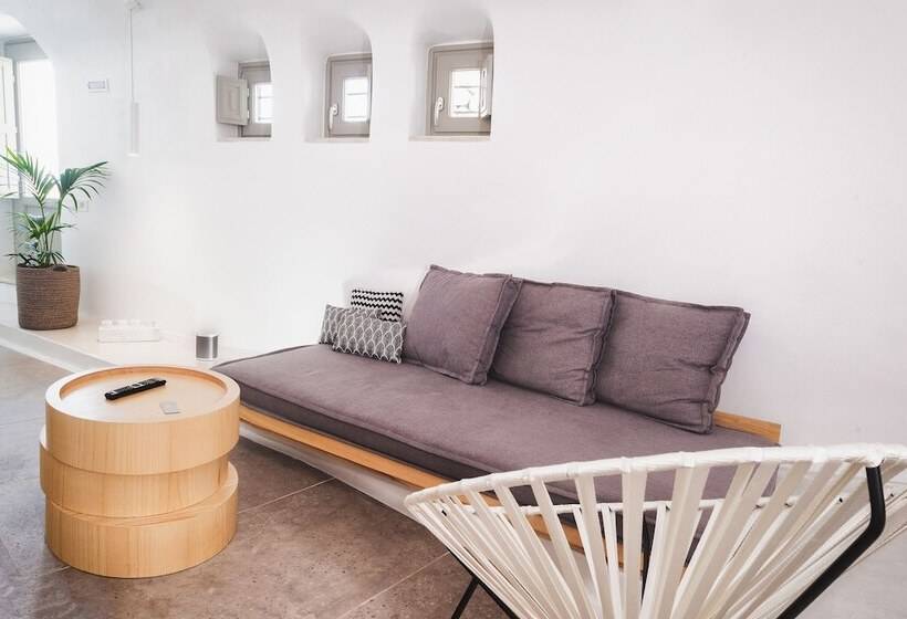 Santorini Soul Villas