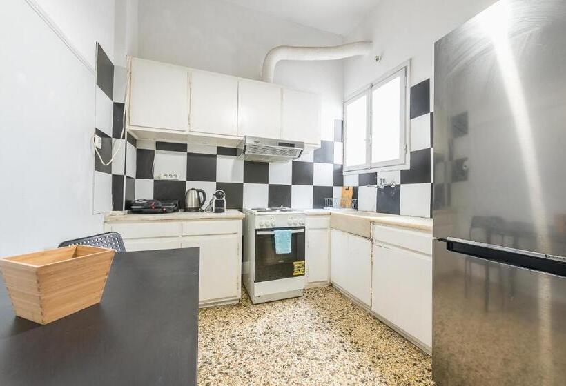 Space Paradise Apartments