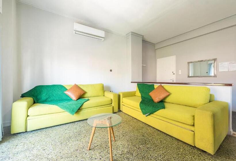 Space Paradise Apartments