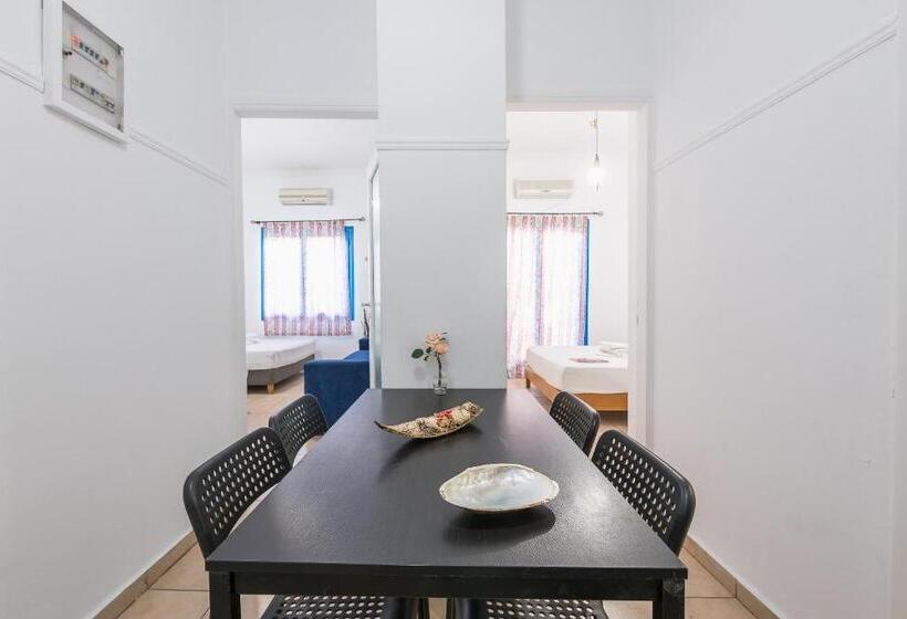 Space Paradise Apartments