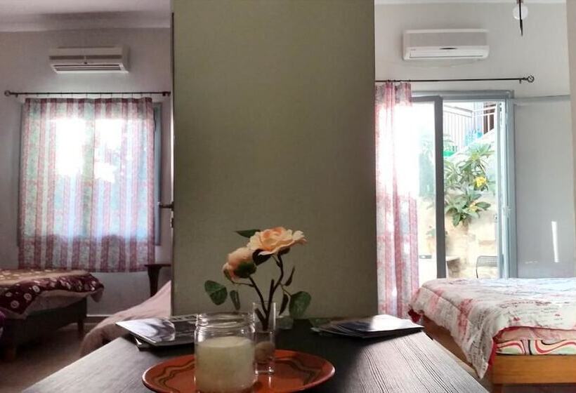 Space Paradise Apartments