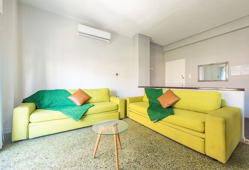 Space Paradise Apartments