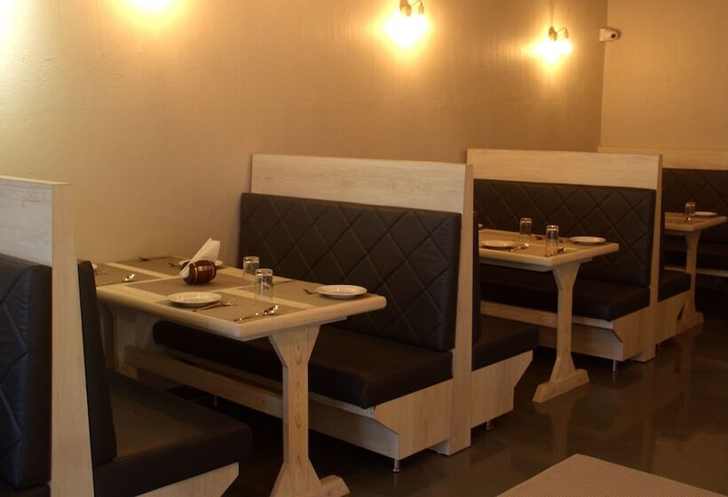 Srujan Hotels 22 Suites