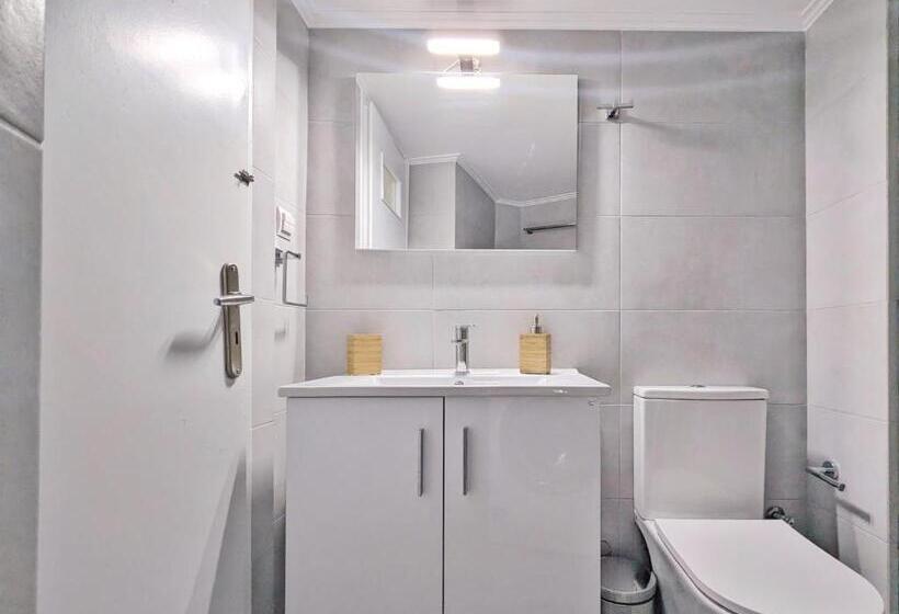 Super Paradise Apartments